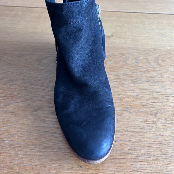 Sam Edelman Black Suede Booties โ Size 8 - Picture 2 of 4